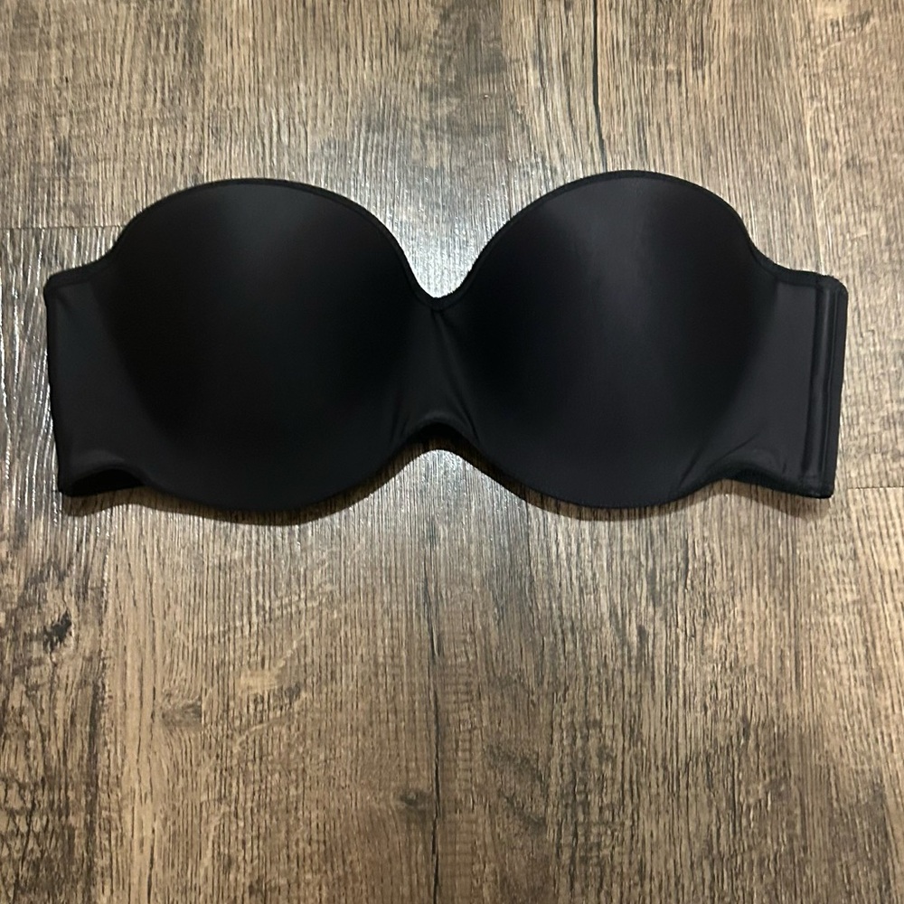 Maidenform Black Strapless Bra